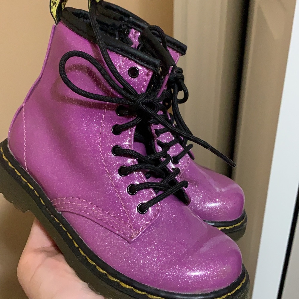 Size 9 Toddler Docs